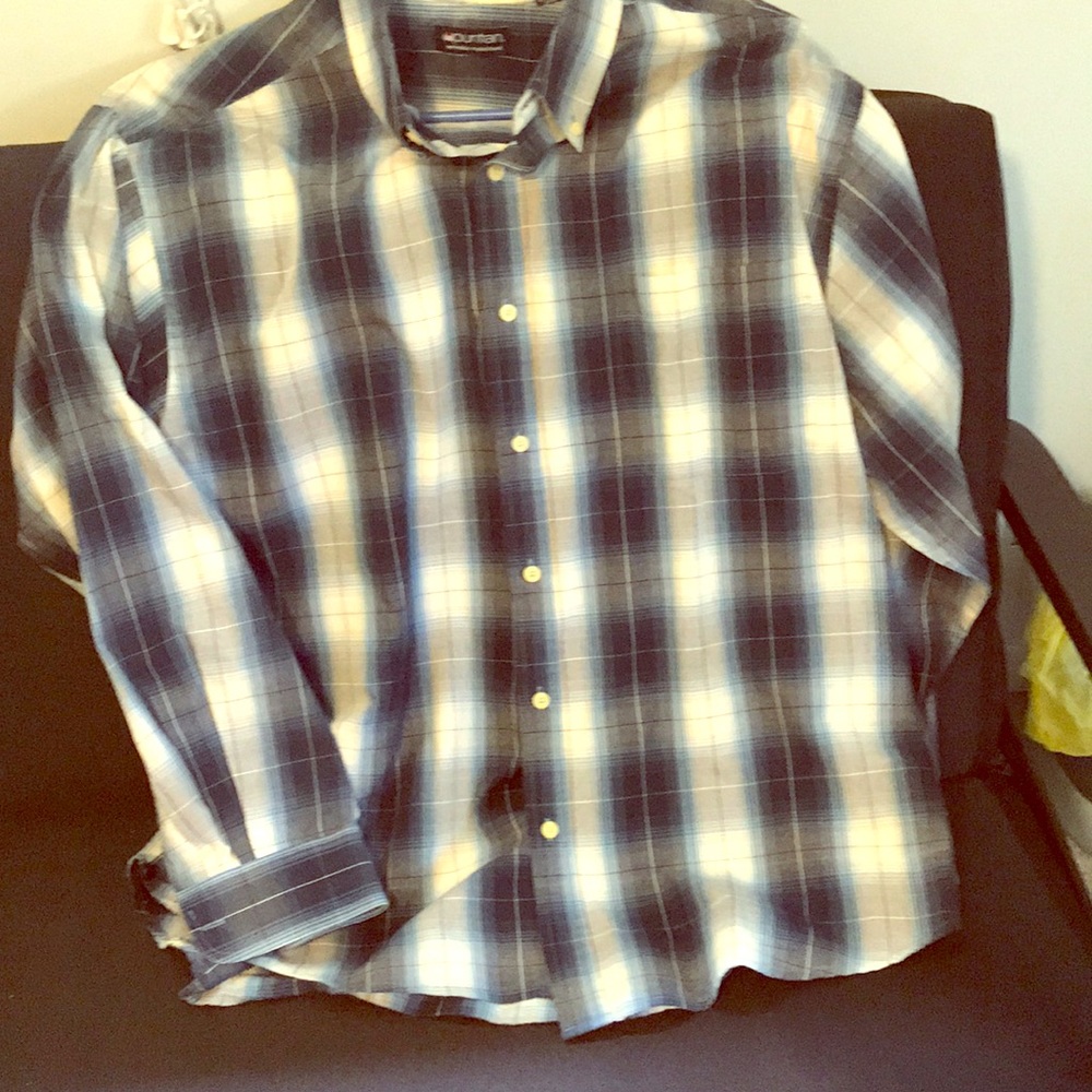 Blue plaid long sleeve button down shirt